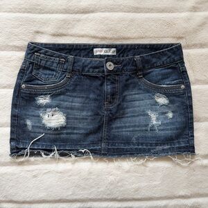 Y2K Guess Low Rise Dark Wash Distressed Mini Skirt Size Medium